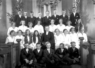 1934