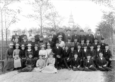 1902