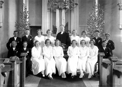 1935